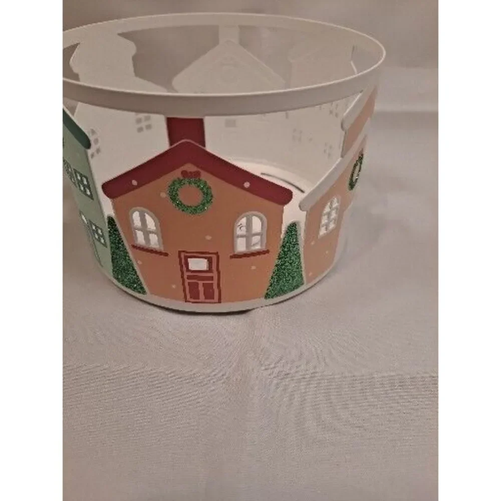 Yankee Candle 1724726 Snow Globe Wonderland Holder For 3 Wick Candles‎ Metal